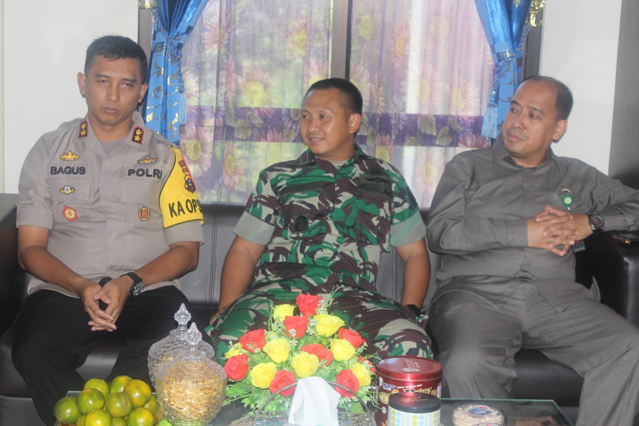 Kapolres Dandim serta KPN Rantau di Ruang Kerja KPA Rantau